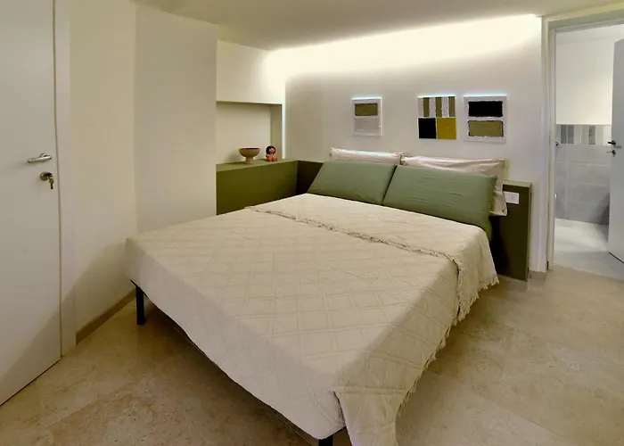 Auditorium Guest house